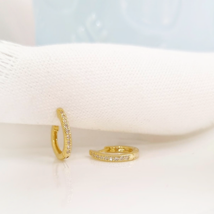 NEW IN! the timeless 5 huggies 925