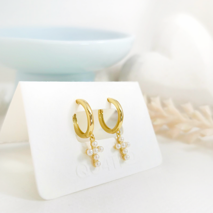 aretes huggie cruz de perlas – plata 925 -WS-