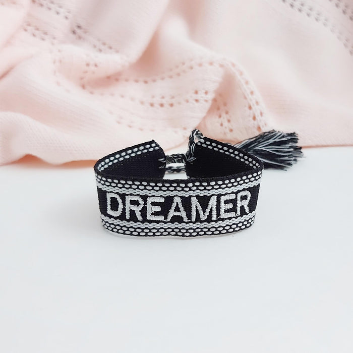 DREAMER beige/black word bracelet