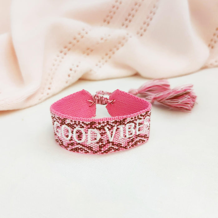 GOOD VIBES pink word bracelet